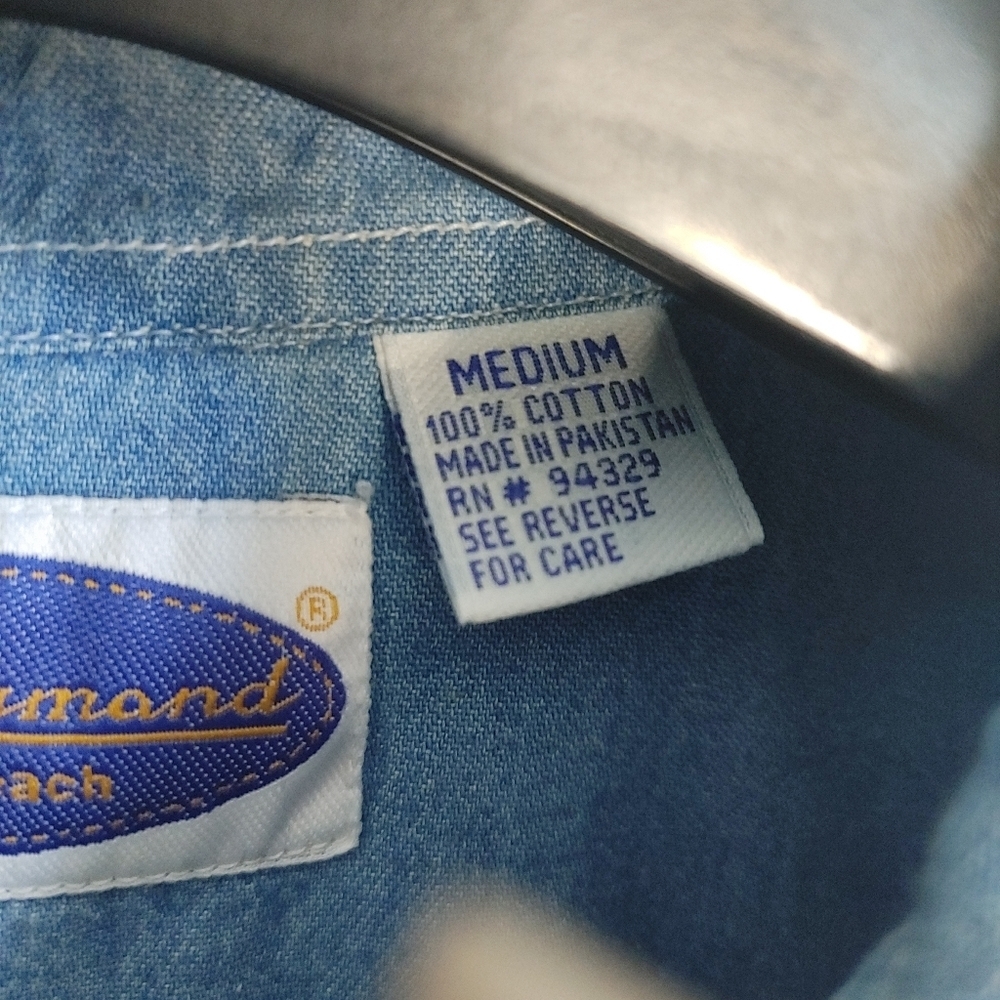 Blue Diamond Virginia Beach Denim Shirt M Lace Applique Vintage Chambray Cottage - Picture 8 of 14